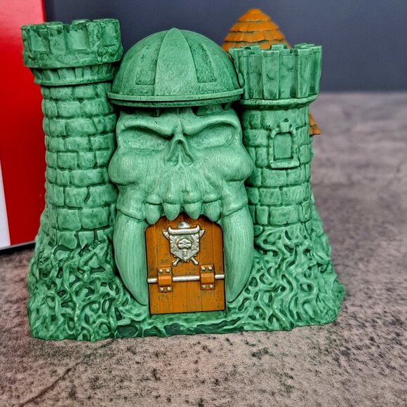 Hallmark 2021 Ornament Castle Grayskull Masters of the Universe NIB - Picture 1 of 16